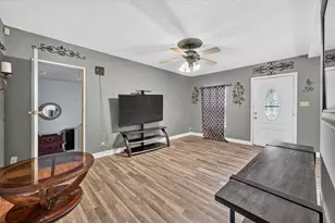 3628 Hampshire Blvd, Fort Worth, TX 76103 - Photo 7