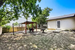 704 Fort Worth St, Mansfield, TX 76063 - Photo 33