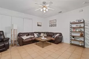 672 Rosario Ln, Fort Worth, TX 76052 - Photo 5