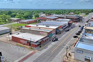 201 Clay St, Nocona, TX 76255 - Photo 23