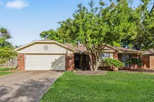 7 Alamosa Dr, Trophy Club, TX 76262 - Photo 1