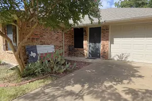 101 Kathryn Dr, Sanger, TX 76266 - Photo 3
