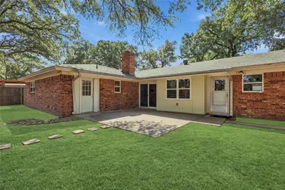 1312 Kathryn Street, Hurst, TX 76053 - Photo 31
