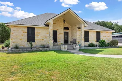 1110 W 23rd Street, Clifton, TX 76634 - Photo 1