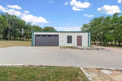 1110 W 23rd Street, Clifton, TX 76634 - Photo 27