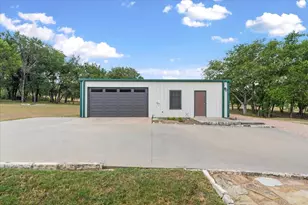 1110 W 23rd St, Clifton, TX 76634 - Photo 27