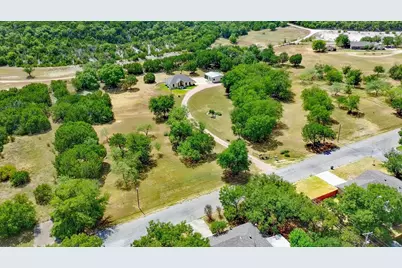 1110 W 23rd Street, Clifton, TX 76634 - Photo 35