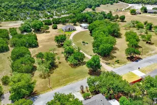 1110 W 23rd St, Clifton, TX 76634 - Photo 35