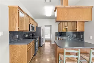 1110 W 23rd St, Clifton, TX 76634 - Photo 13