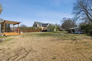 819 S Crockett St, Sherman, TX 75090 - Photo 27