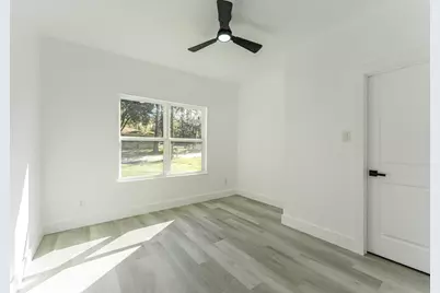 316 Beckham Street W, Sulphur Springs, TX 75482 - Photo 15