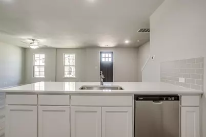 6914 Houndstooth Place, Arlington, TX 76001 - Photo 19