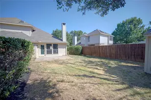 562 Continental Dr, Lewisville, TX 75067 - Photo 27
