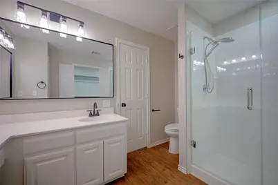 562 Continental Drive, Lewisville, TX 75067 - Photo 15