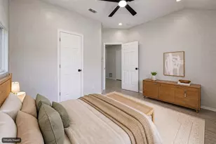 562 Continental Dr, Lewisville, TX 75067 - Photo 19