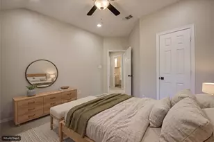 562 Continental Dr, Lewisville, TX 75067 - Photo 21