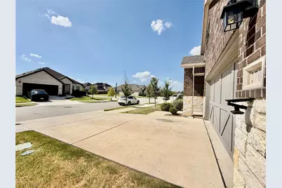 2704 Rambling Road, Celina, TX 75009 - Photo 5