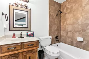 10139 Cherry Tree Dr, Dallas, TX 75243 - Photo 27