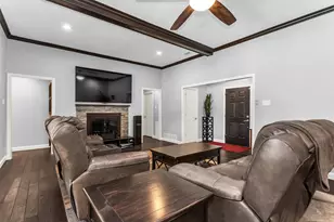 10139 Cherry Tree Dr, Dallas, TX 75243 - Photo 5