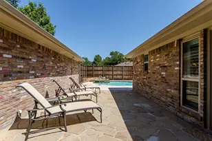 10139 Cherry Tree Dr, Dallas, TX 75243 - Photo 31