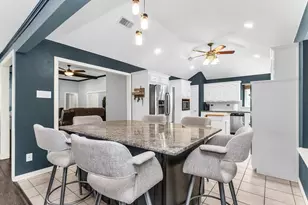 10139 Cherry Tree Dr, Dallas, TX 75243 - Photo 15