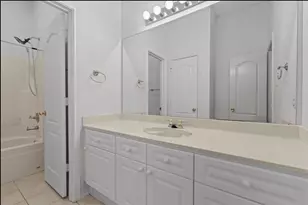 6113 Cliffbrook Dr, North Richland Hills, TX 76180 - Photo 23