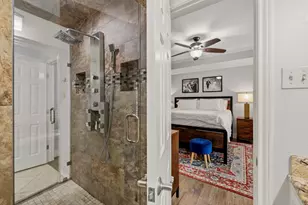 8710 Sanshire Ave, Dallas, TX 75231 - Photo 19