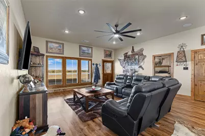12880 N County Line Rd, Ponder, TX 76259 - Photo 9