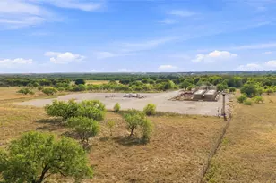 12880 N County Line Rd, Ponder, TX 76259 - Photo 37