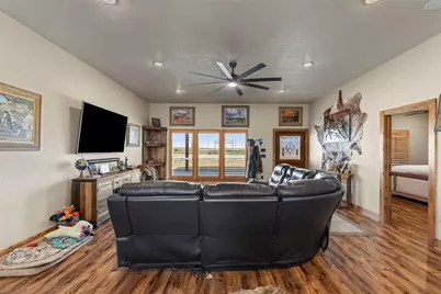 12880 N County Line Rd, Ponder, TX 76259 - Photo 9