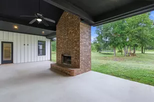 205 Deer Glade Ct, Azle, TX 76020 - Photo 29
