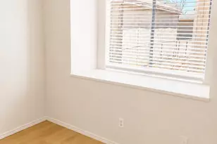 4952 Berridge Ln, Dallas, TX 75227 - Photo 7