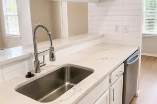 4952 Berridge Ln, Dallas, TX 75227 - Photo 9