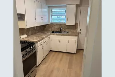 6721 Ascot Lane, Dallas, TX 75214 - Photo 5