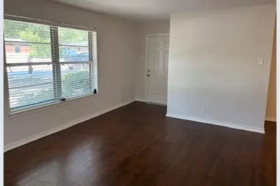 6721 Ascot Lane, Dallas, TX 75214 - Photo 3