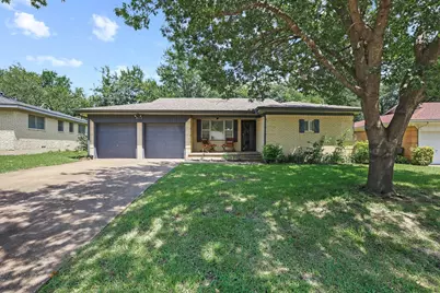 813 S Andrews Street, Sherman, TX 75090 - Photo 1