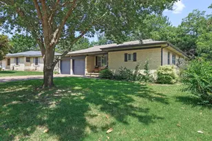 813 S Andrews St, Sherman, TX 75090 - Photo 35