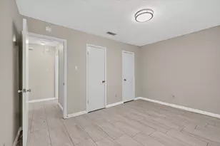 304 Cole St, Garland, TX 75040 - Photo 23