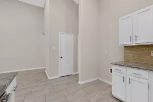 304 Cole St, Garland, TX 75040 - Photo 11