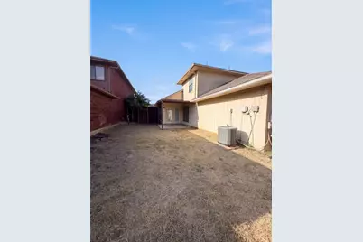 1633 San Francisco Street, Carrollton, TX 75007 - Photo 21