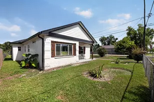 6202 Kashmere St, Houston, TX 77026 - Photo 3
