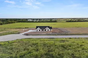 569 Lacek Mill Rd, China Spring, TX 76633 - Photo 5