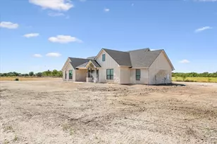 569 Lacek Mill Rd, China Spring, TX 76633 - Photo 5