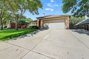 2208 Cheshire Dr, Flower Mound, TX 75028 - Photo 3