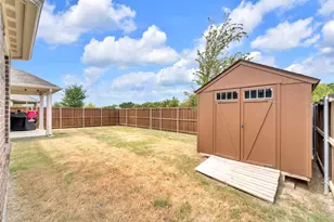 8913 Lantana Meadow Dr, Fort Worth, TX 76131 - Photo 15