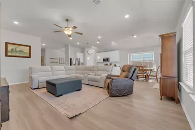 8913 Lantana Meadow Drive, Fort Worth, TX 76131 - Photo 9