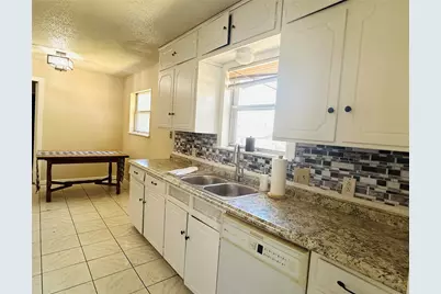 4425 Wedgmont Circle S, Fort Worth, TX 76133 - Photo 7