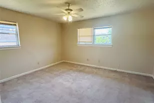 4425 Wedgmont Cir S, Fort Worth, TX 76133 - Photo 11