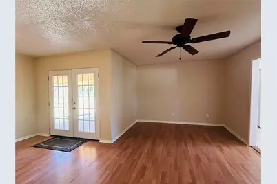 4425 Wedgmont Circle S, Fort Worth, TX 76133 - Photo 5