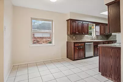 1725 Mapleton Drive, Dallas, TX 75228 - Photo 7